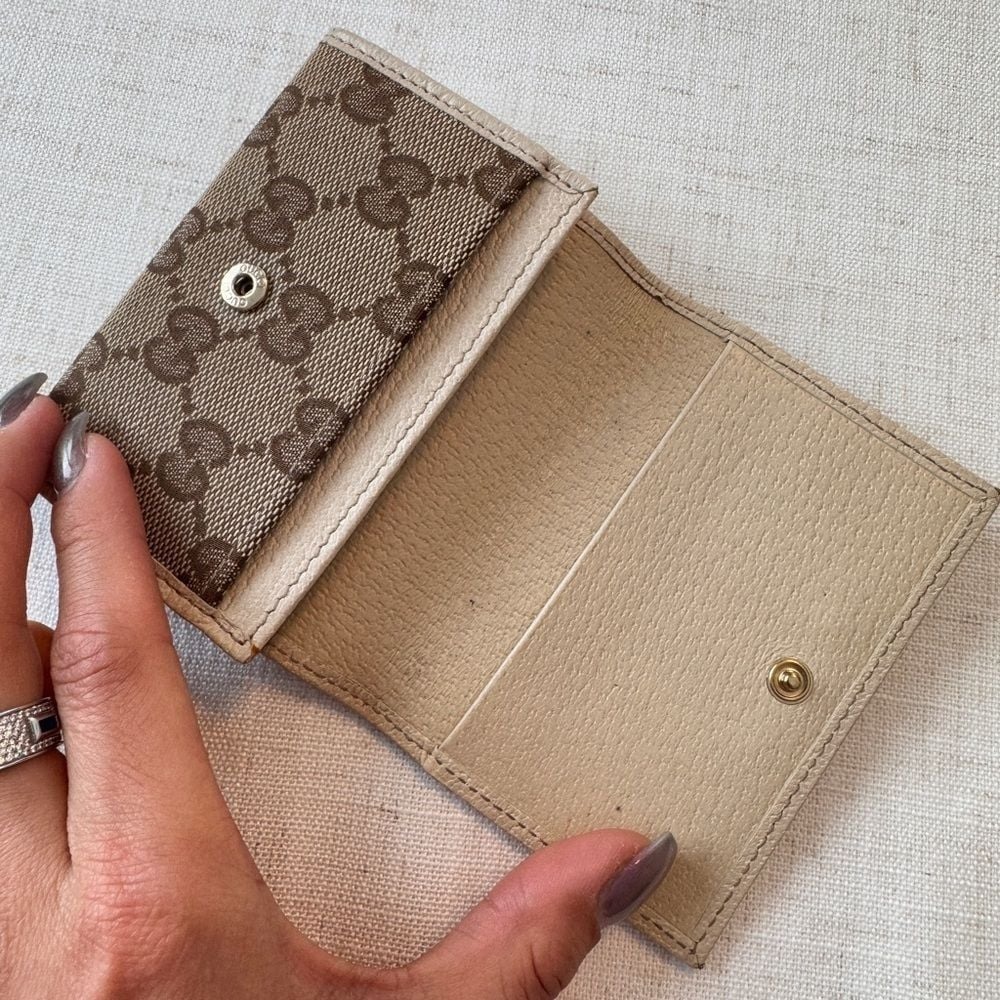 Gucci  GG Canvas
Leather Card Case
Beige,‎ Brown - Picture 8 of 9